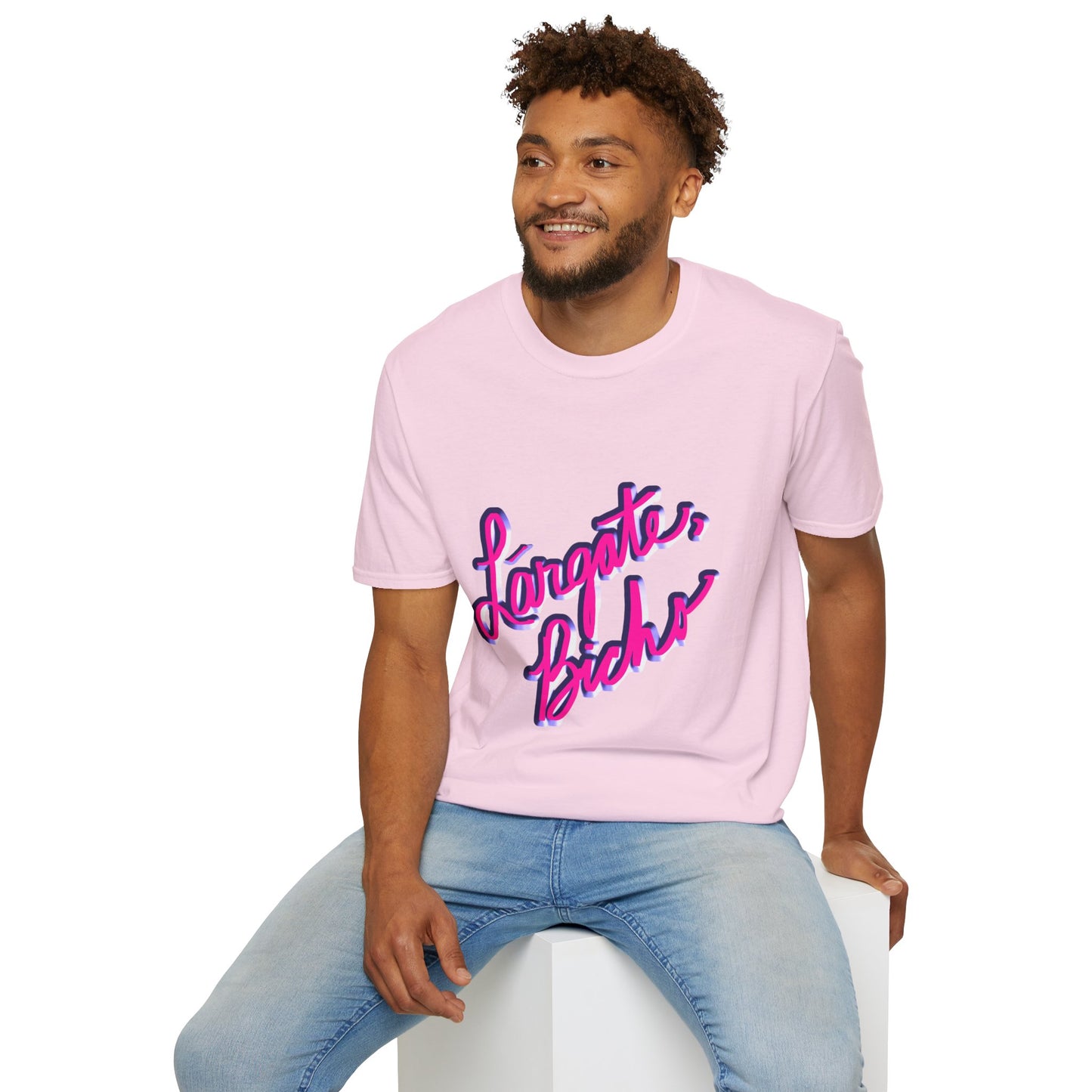 Funny Spanish Slogan Lárgate, bicho (meaning go away, bug) T-Shirt - Unisex Softstyle