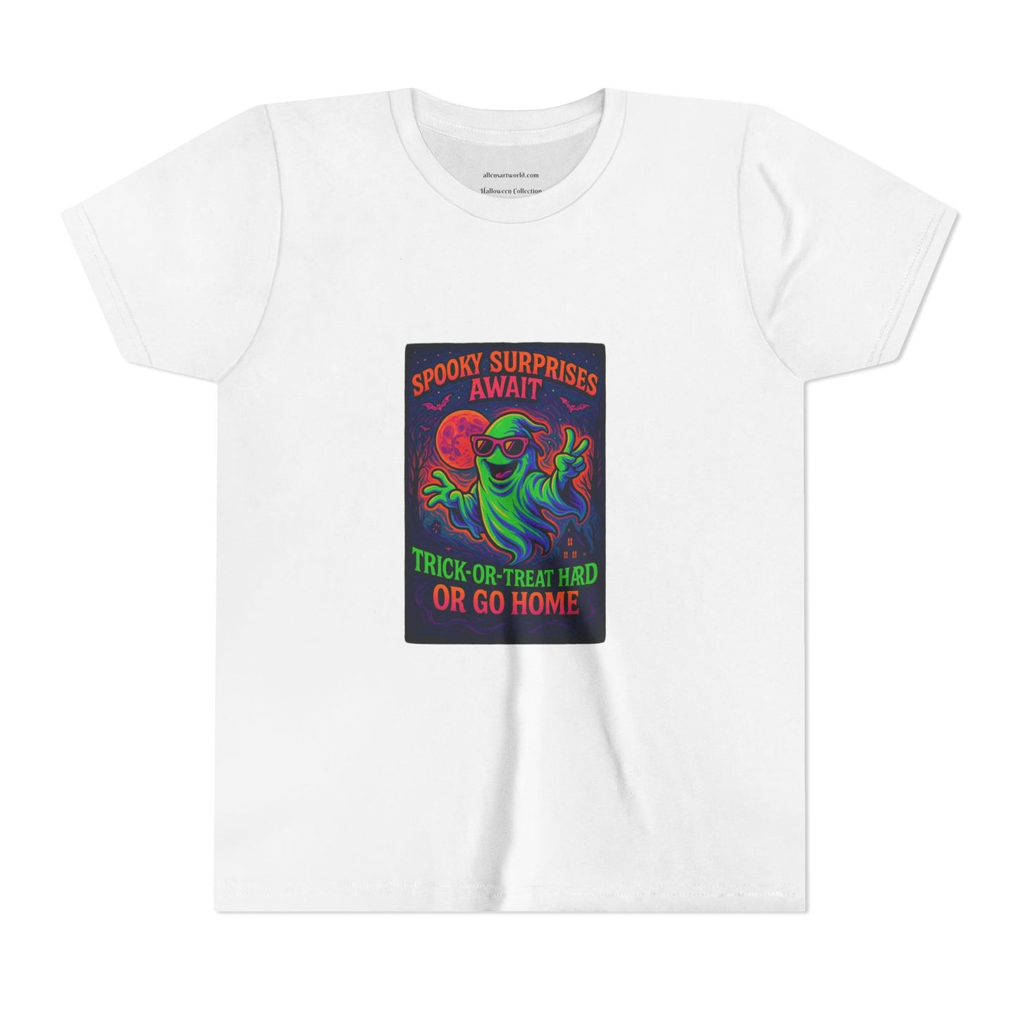 👻 Spooky Surprises Await  Short Sleeve Tee